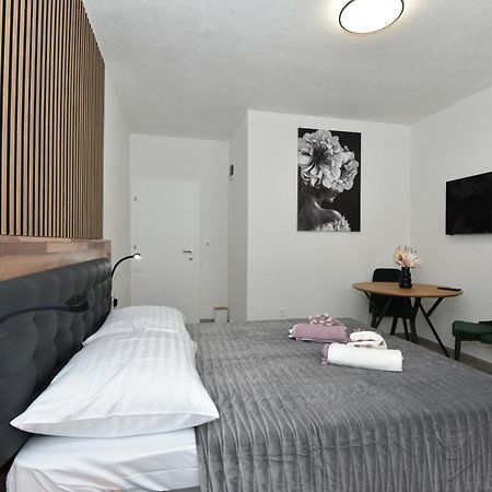 Jeta 2 Studio & Rooms Zadar Luaran gambar
