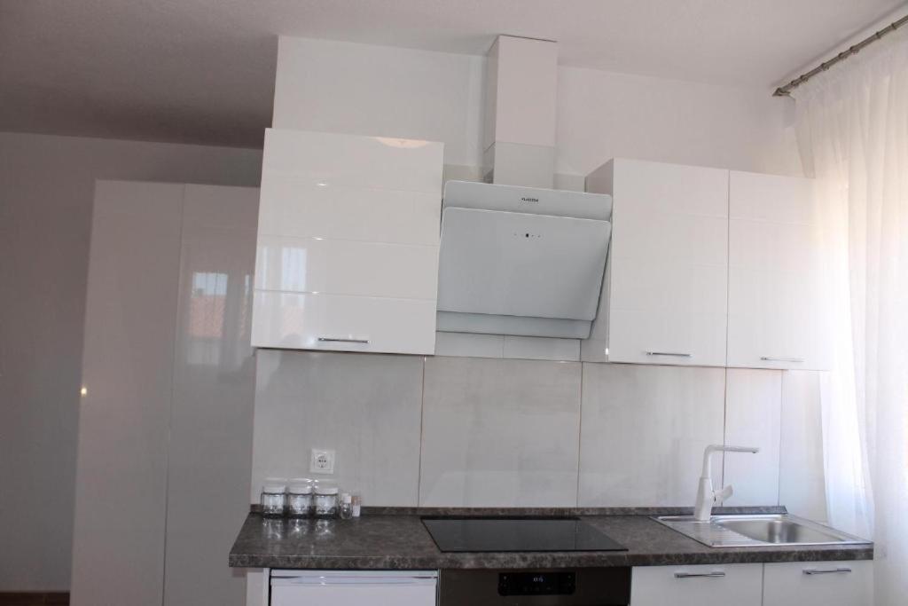Jeta 2 Studio & Rooms Zadar Luaran gambar